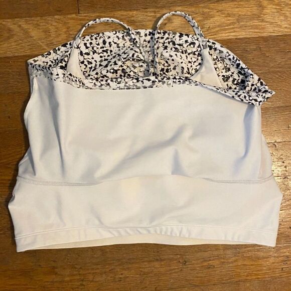 Old Navy Active Powersoft Cropped Built in Bra Women Size XL - Picture 3 of 6